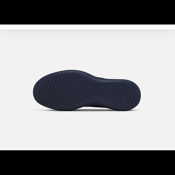 Allbirds Men’s Wool Runners - Picture 4 of 6
